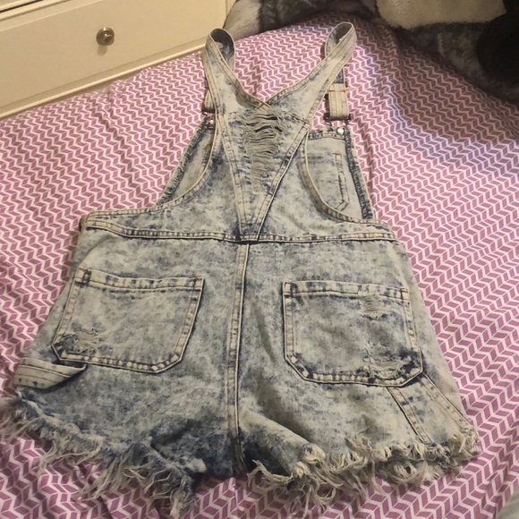 Denim overalls - Picture 2 of 3